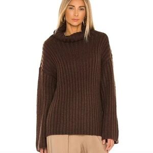 L'Academie Orion Oversized Turtleneck sweater in dark taupe - Size XS